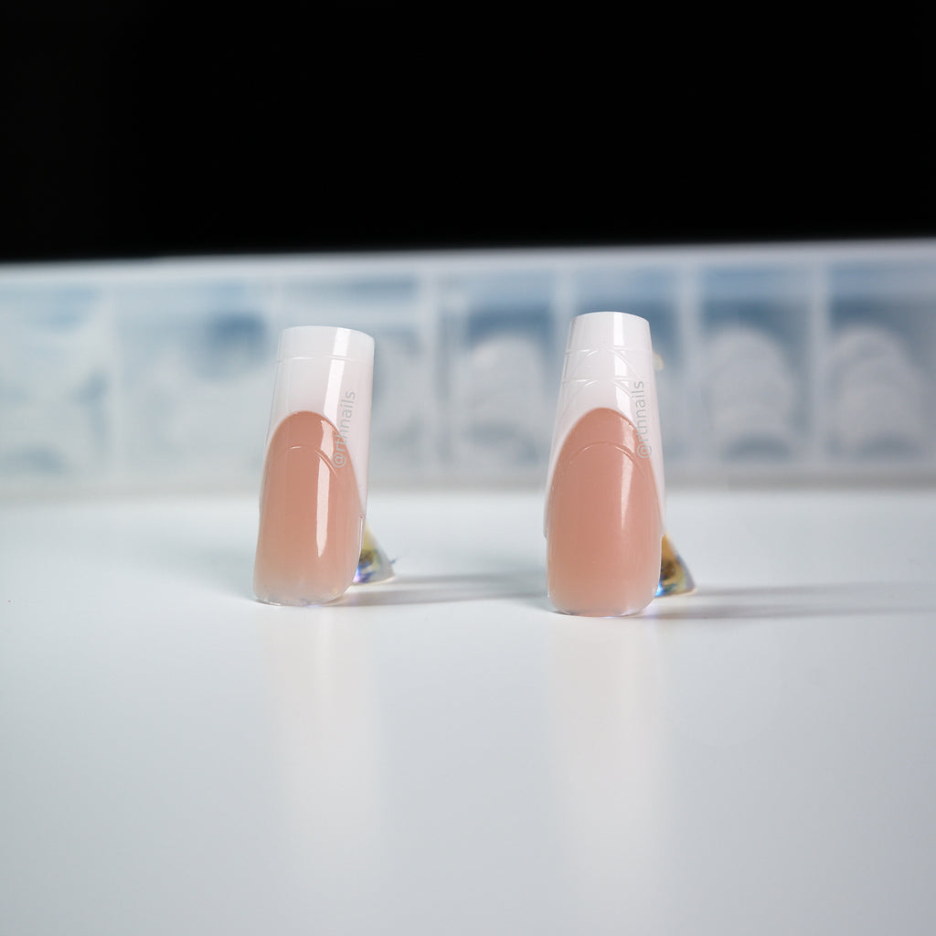 French Line Dual Forms